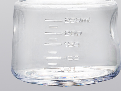 良好的透明度，刻度清晰，便于觀察容量