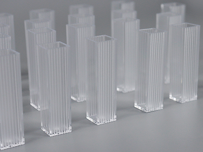 磨砂面設(shè)計，提供理想的標(biāo)簽和操作區(qū)