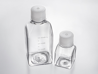 底部平整，可穩(wěn)定放置于桌面